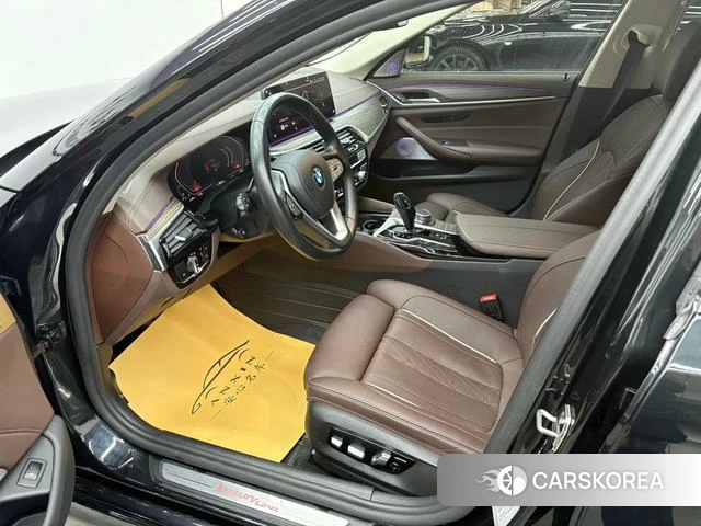 BMW 5 series 2021 Черный из Китая, фото 6