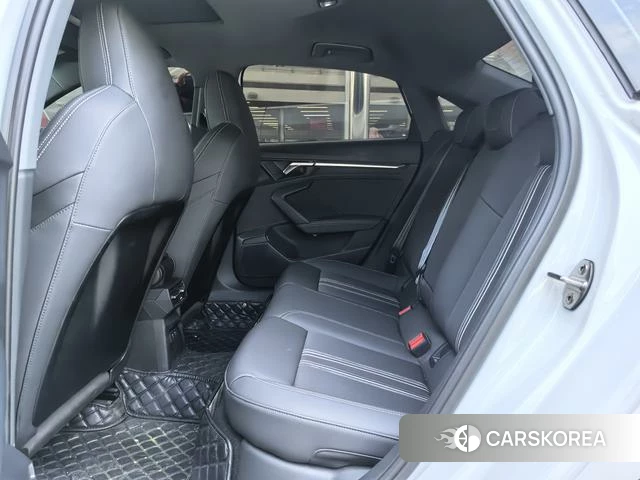 Audi A3 2023 Белый из Китая, фото 6