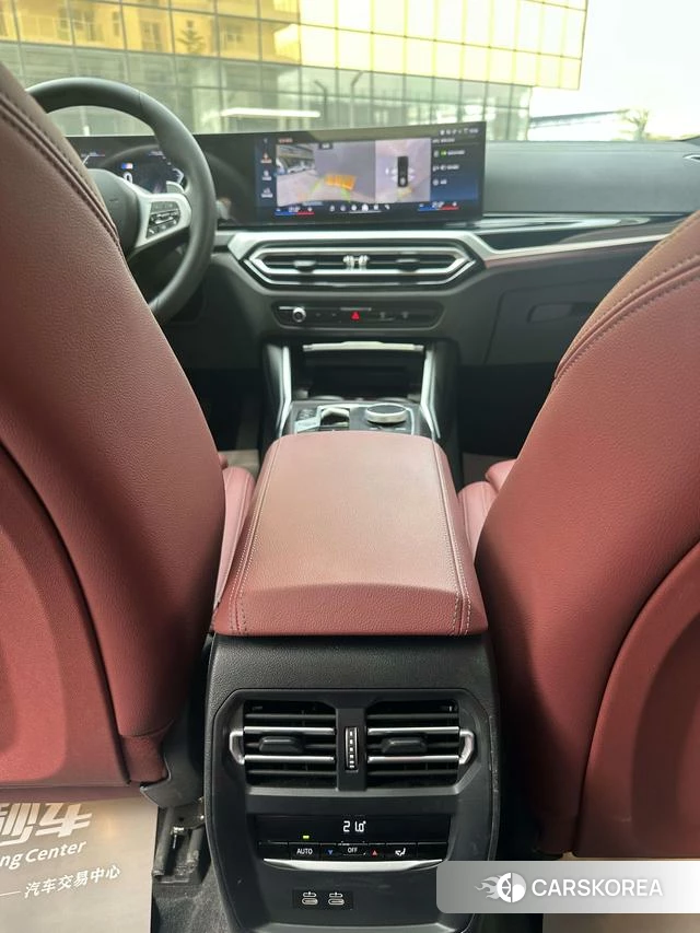 BMW 3 series 2024 Черный из Китая, фото 6