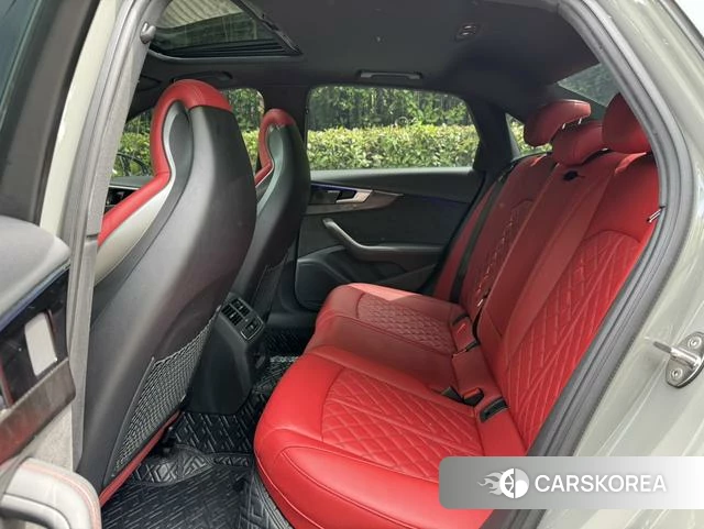 Audi S4 2021 Серебристо-серый из Китая, фото 6