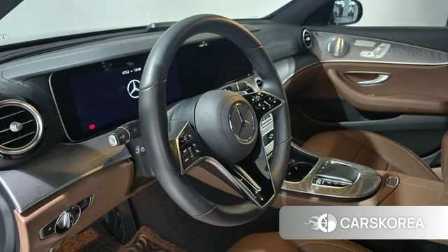 Mercedes-Benz E-Class W213 2023 Синий из Кореи, фото 6