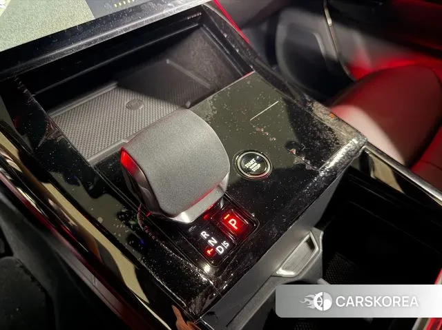 Land Rover Range Rover Sport 3rd Generation 2024 Белый из Кореи, фото 6