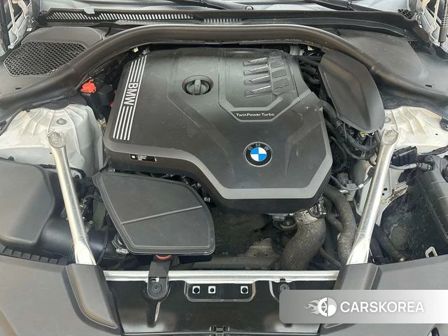 BMW 5 series 2022 Белый из Китая, фото 6