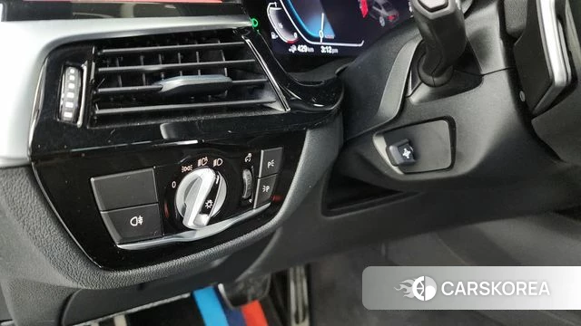 BMW 5 Series (G30) 2021 Черный из Кореи, фото 6