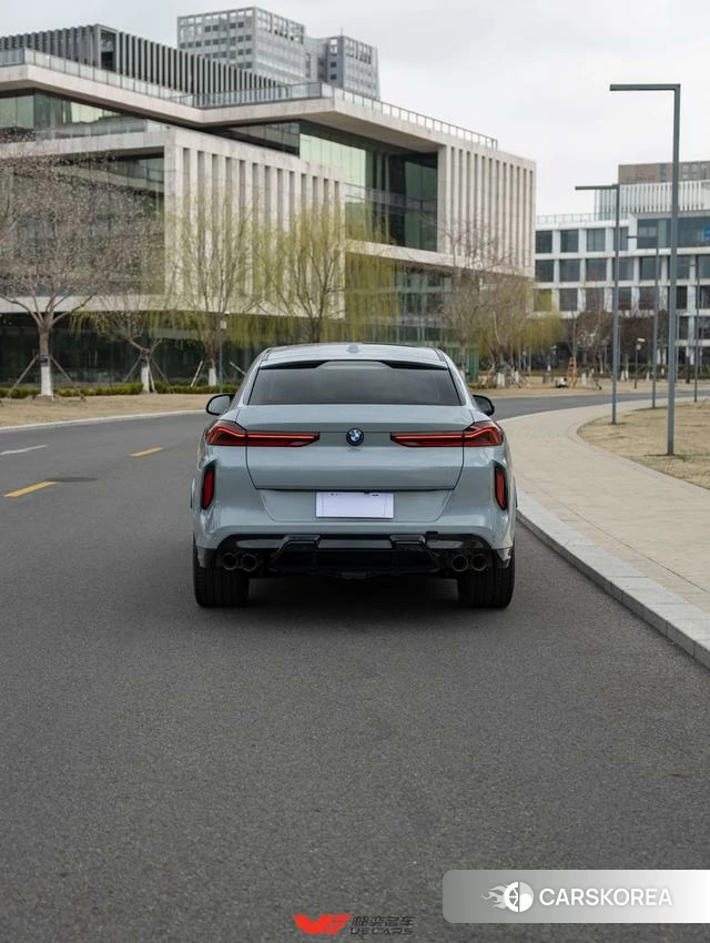 BMW X6 M 2023 Серебристо-серый из Китая, фото 6