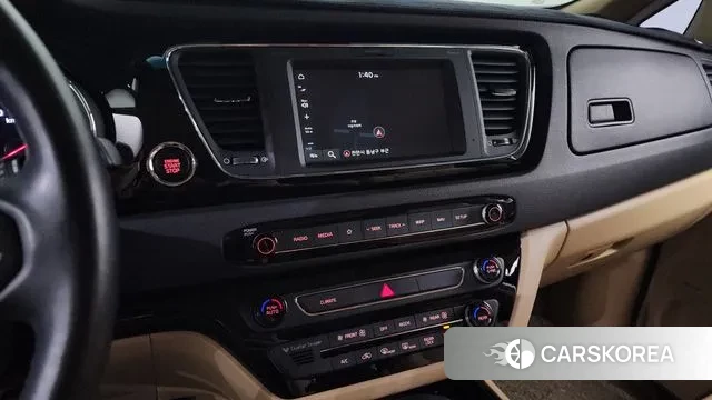 Kia The New Carnival 2018 Белый из Кореи, фото 6