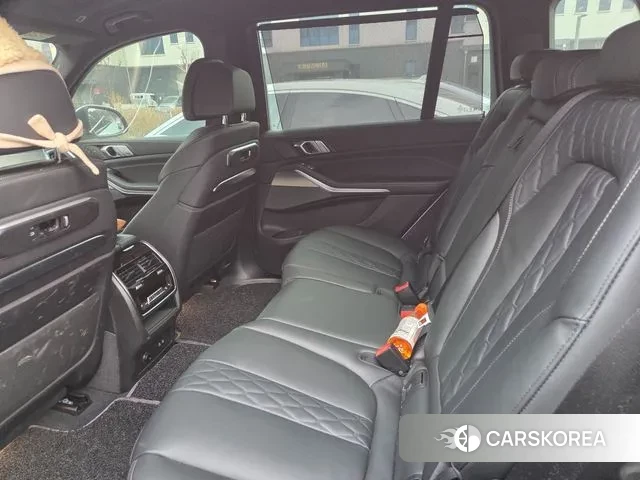 BMW X7 (G07) 2025 Белый из Кореи, фото 6