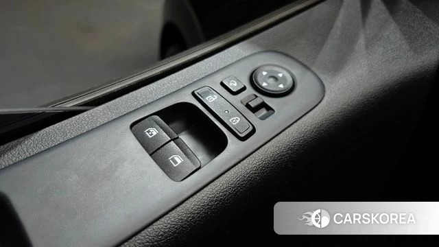 Hyundai Staria 2023 Черный из Кореи, фото 6
