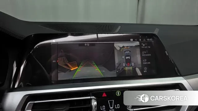 BMW 4 Series (G22) 2023 Светло-серебряный цвет из Кореи, фото 6