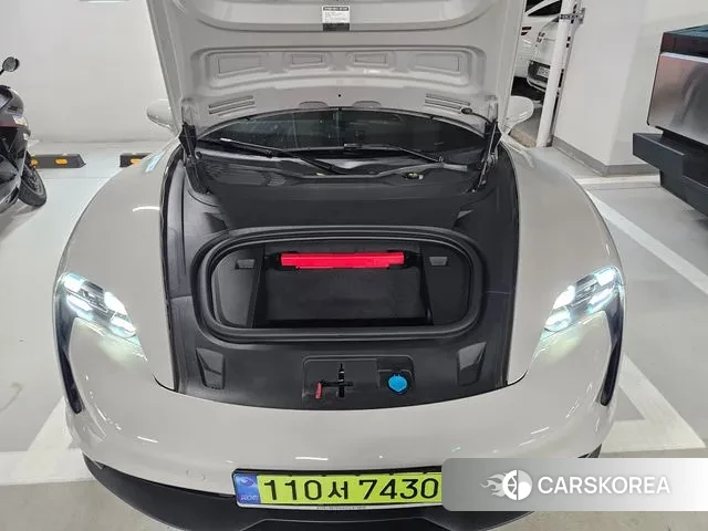 Porsche Taycan 2020 Серебристо-серый из Кореи, фото 6