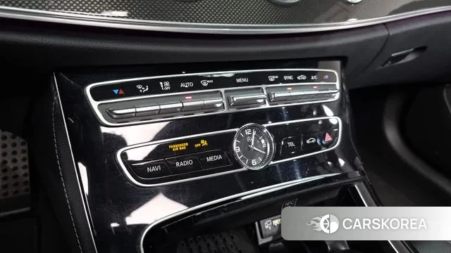 Mercedes-Benz E-Class W213 2019 Белый из Кореи, фото 6