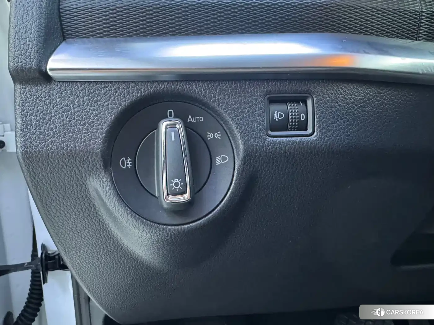 Skoda Komick 2023 Белый из Китая, фото 6