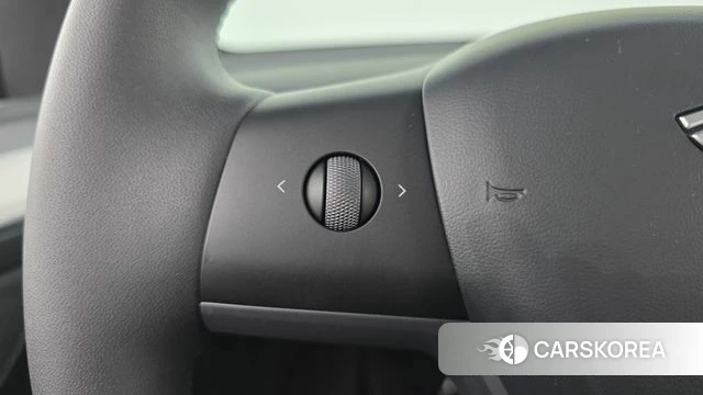 Tesla Model Y 2023 Белый из Кореи, фото 6