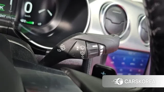 Ford Mustang 2023 Черный из Кореи, фото 6