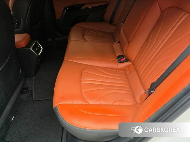 Kia The New K5 Hybrid 3rd generation 2024 Жемчужный цвет из Кореи, фото 6