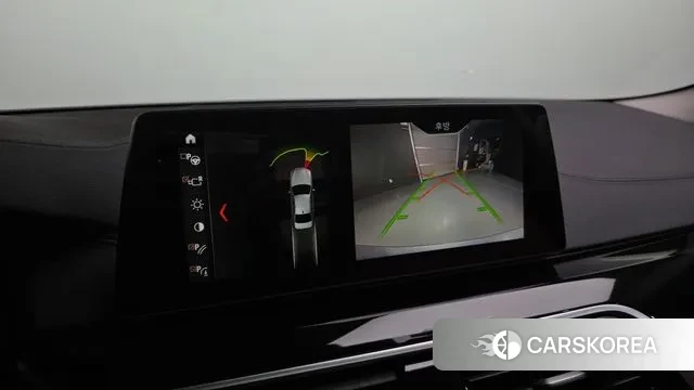 BMW 5 Series (G30) 2018 Серебристо-серый из Кореи, фото 6