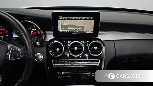 Mercedes-Benz C-Class W205 2018 Белый из Кореи, фото 6