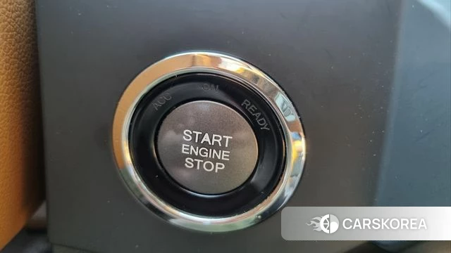 Ssangyong Torres 2023 Темно-зеленый из Кореи, фото 6