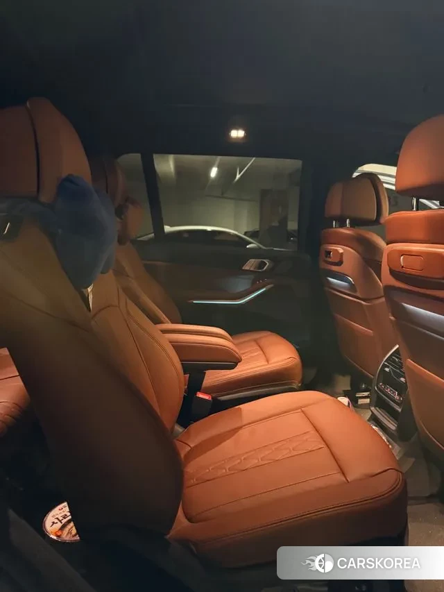 BMW X7 (G07) 2025 Черный из Кореи, фото 6