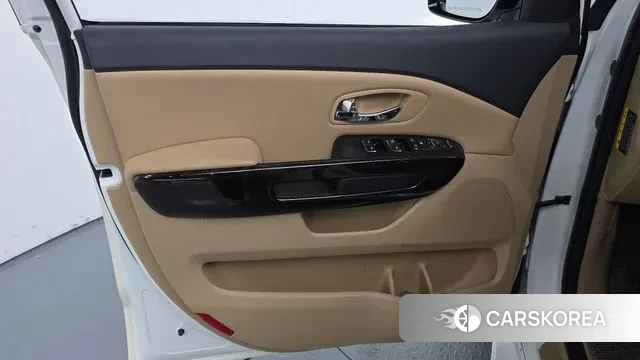 Kia The New Carnival 2019 Белый из Кореи, фото 6