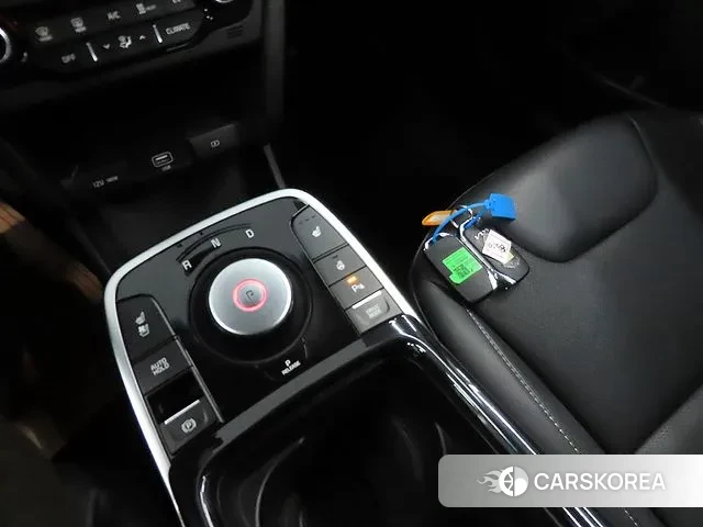 Kia Niro Plus 2022 Серебряный из Кореи, фото 6