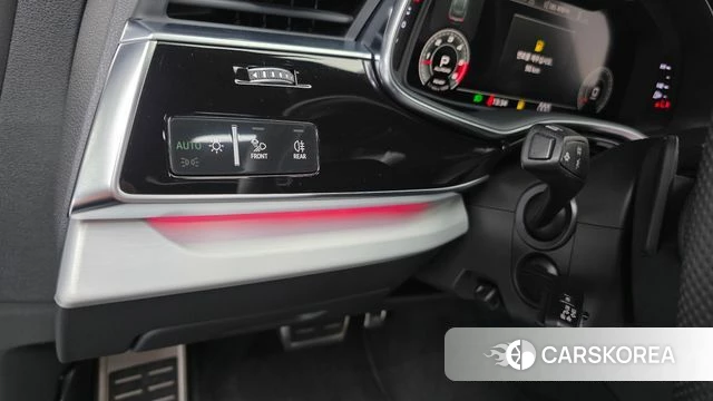 Audi Q8 (4M) 2021 Синий из Кореи, фото 6