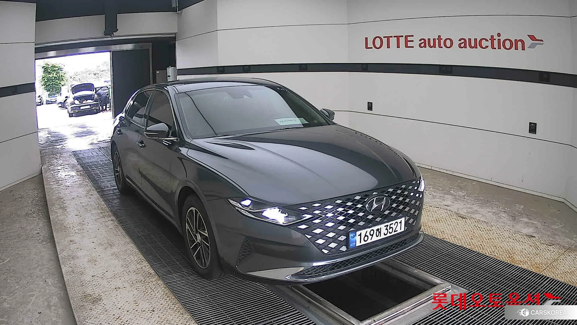 Hyundai Grandeur 2022 Nocturne Grey Metallic из Кореи, фото 6