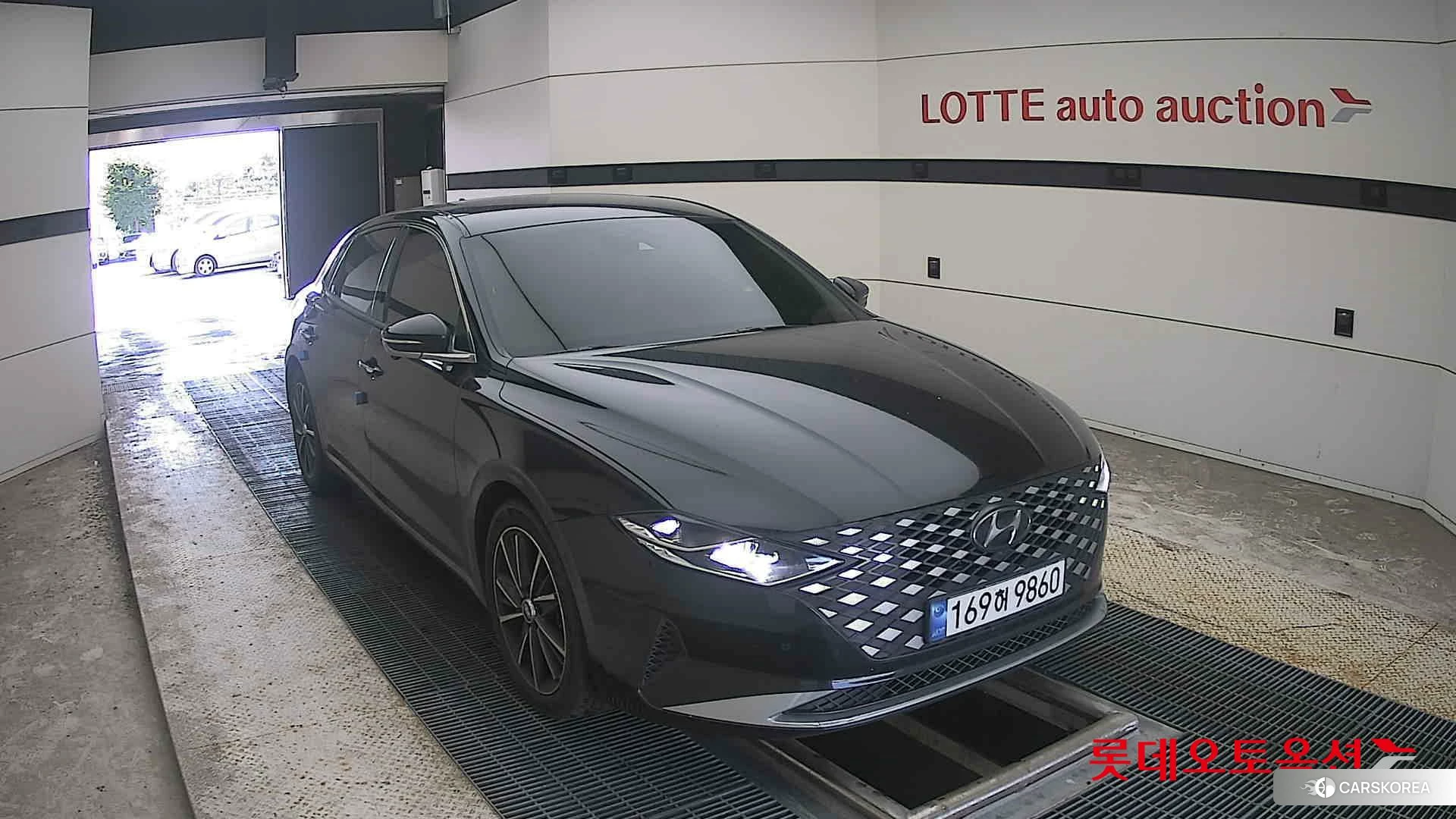 Hyundai Grandeur 2023 Abyss Black Pearl из Кореи, фото 6