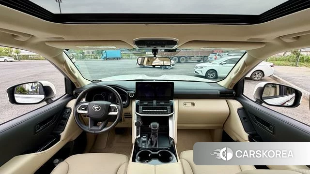 Toyota Land Cruiser (imported) 2023 Белый из Китая, фото 6