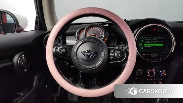 Mini Cooper 2021 Красный из Кореи, фото 6