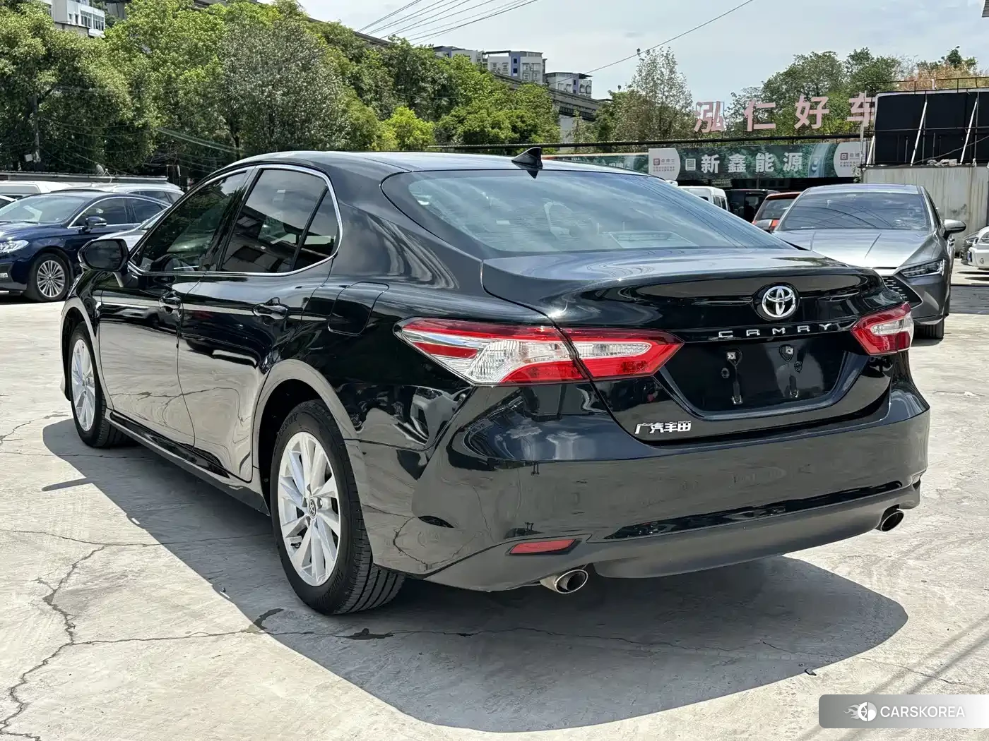 Toyota Camry 2024 Черный из Китая, фото 6
