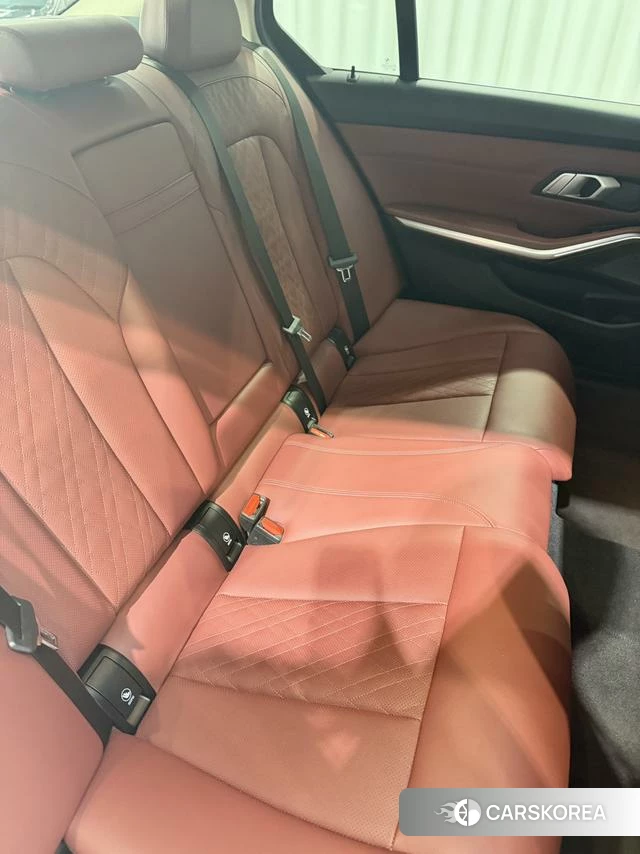 BMW 3 series 2021 Черный из Китая, фото 6