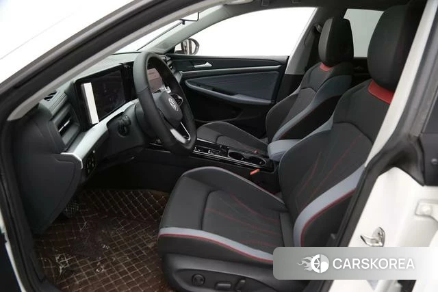 Volkswagen Lingdu 2022 Белый из Китая, фото 6