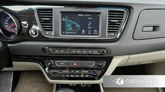 Kia The New Carnival 2020 Белый из Кореи, фото 6