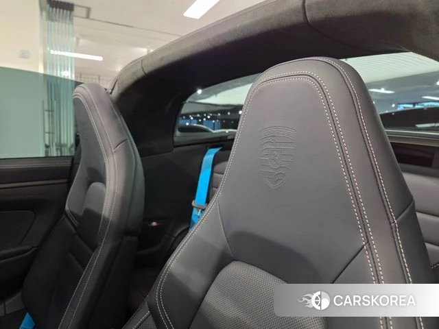 Porsche 911(992) 2025 Серый из Кореи, фото 6