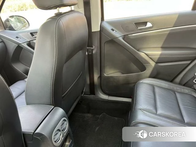 Volkswagen Tiguan 2018 Черный из Китая, фото 6