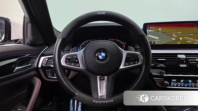 BMW 5 Series (G30) 2022 Белый из Кореи, фото 6