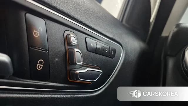 Mercedes-Benz GLA-Class X156 2018 Белый из Кореи, фото 6