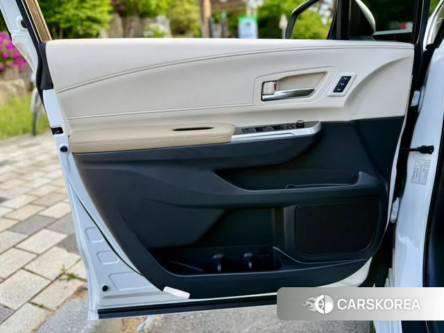 Toyota Sienna 4th Generation 2022 Жемчужный цвет из Кореи, фото 6