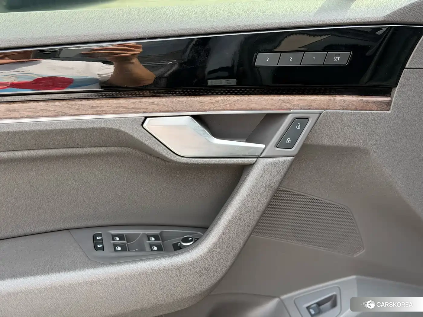 Volkswagen Touareg 2023 Черный из Китая, фото 6
