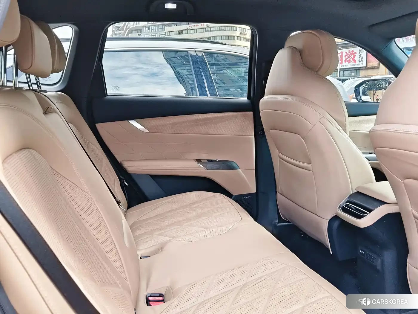 Chang'an CS75PLUS 2025 Silver/gray из Китая, фото 6