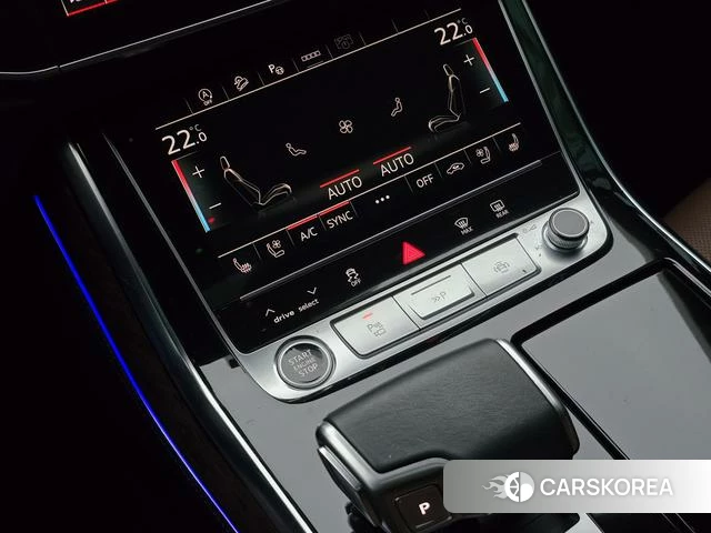 Audi Q7 2023 Черный из Китая, фото 6