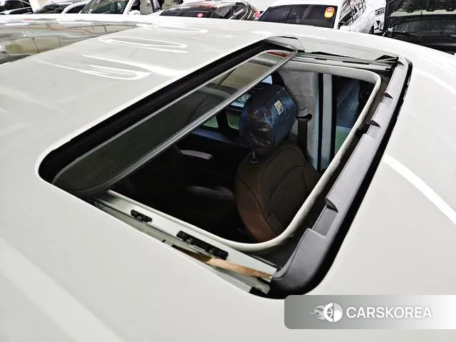 Hyundai Staria 2024 Белый из Кореи, фото 6