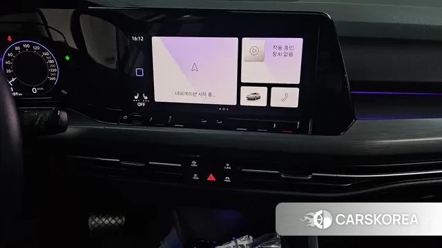 Volkswagen Golf 8th Generation 2022 Белый из Кореи, фото 6