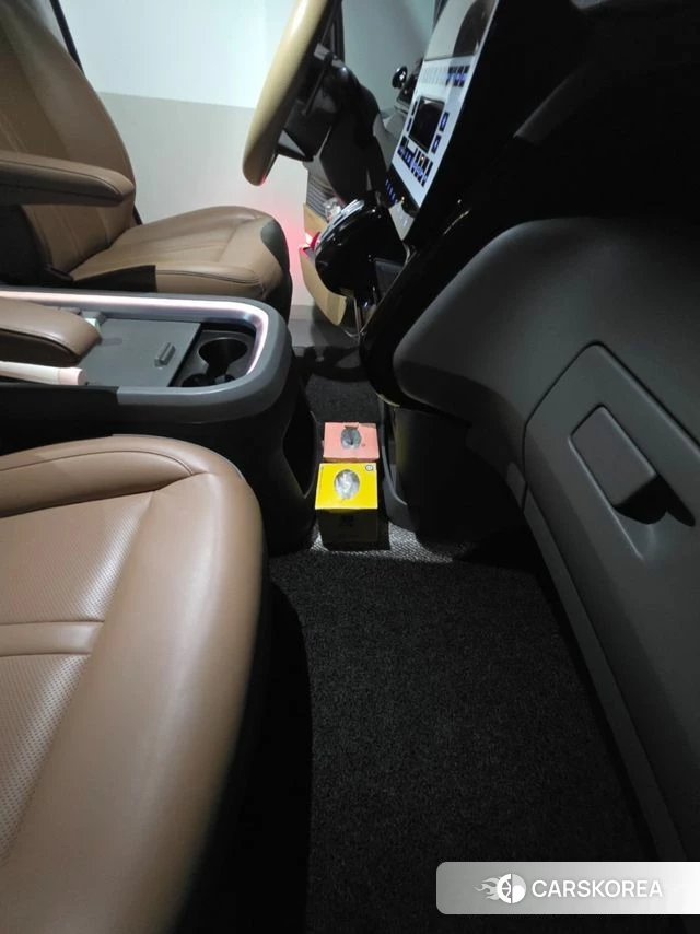 Hyundai Staria 2023 Черный из Кореи, фото 6