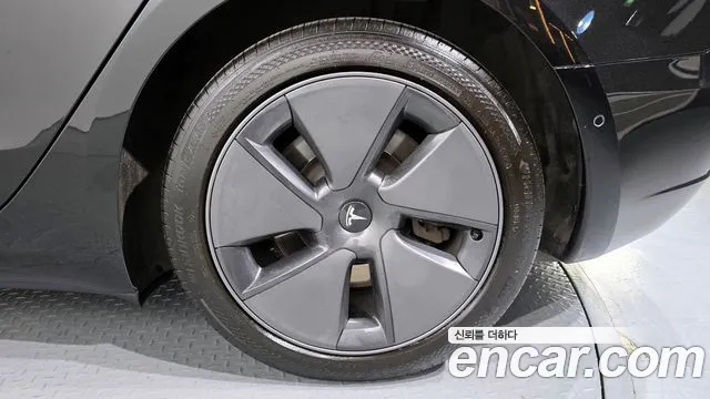 Tesla Model 3 id 2681563 из Кореи 6