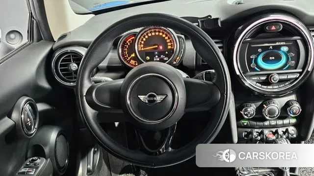Mini Cooper 2018 Синий из Кореи, фото 6