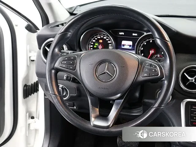 Mercedes-Benz GLA-Class X156 2019 Жемчужный цвет из Кореи, фото 6