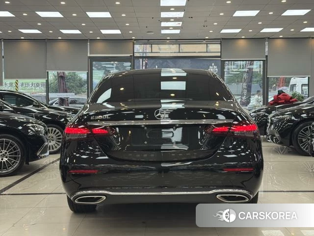 Mercedes-Benz E-class 2023 Черный из Китая, фото 6