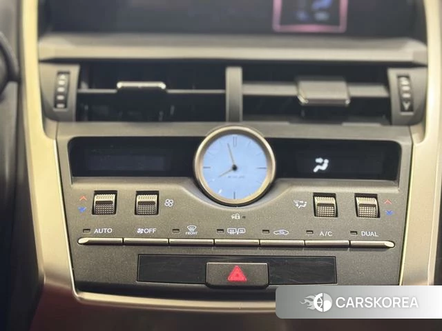 Lexus NX 2019 Серебристо-серый из Китая, фото 6